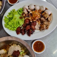 เมนูของร้าน เพ็ญพริกเผ็ด
