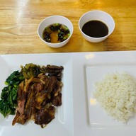 เอวา ขาหมูเห็ดหอม(สูตรดังในตำนาน)