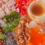 มา กัน นัน ปาฆี Halal (ฮาลาล)หลั้งปั้ม (ข้าวต้มไก่ &ข้าวยำสมุนไพร) ถนนเทศาพัฒนาหลัง ptt หาดใหญ่ใน