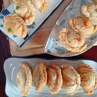 ไต่ฮง นครปฐม หนองดินแดง