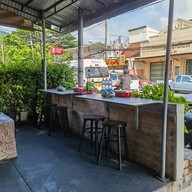 ขาหมูโบราณกะทู้ กะทู้