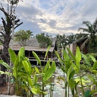 บ้านไร่มีสุข