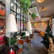 🌹Labkoff Cafe and Hostel🌹ร้านกาแฟใจกลางเมืองกาญจนบุรีมีกาแฟหลายแบบเลเต้กาแฟส้มเอสเย็นกาแฟพันธ์ไทยอ