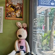 บรรยากาศ Kefi coffee and space สี่พระยา