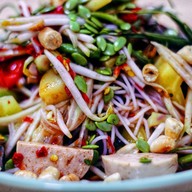 เมนูของร้าน พงษ์ ลาบยโสธร ลพบุรี