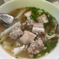 ก๋วยจั๊บนายเอ็ก (Nai Ek Roll Noodle) เยาวราช (primary branch)