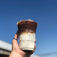 เมนูของร้าน ออน เดอะ เวย์ คาเฟ่ แคมป์ ปิ้ง ย่าง