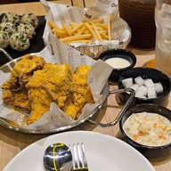 เมนูของร้าน BHC Chicken (บีเอชซี ชิคเก้น) เซ็นทรัลเวิลด์