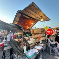 ตลาดไนท์สุนีย์แกรนด์