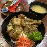 เมนูของร้าน Sushi Gekko Izakaya ประตูช้างเผือก