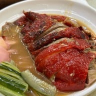 เมนูของร้าน เรือนเพชรสุกี้ ถนนเพชรบุรีตัดใหม่ (New Petchburi Road)