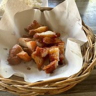 แซ่บติดปาก สามย่าน