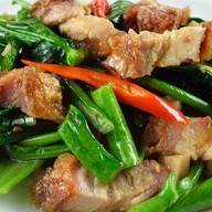 หลงกะเพรา กรุงเทพ