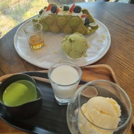 เมนูของร้าน De'Ya Cafe'