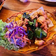 ศาลาจำปางัวปิ่น ปากเซ