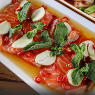 ร้านผัวสั่งเมียตำ