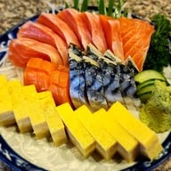 Tengoku De Cuisine ท่าศาลา หน้าโรงแรมดาราเทวี