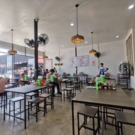 บรรยากาศ ฮั้วลูกชิ้นปลาบุฟเฟ่ต์ พุทธบุชา