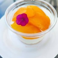 เมนูของร้าน THE BOX HOUSE ริมน้ำแม่กลอง