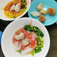 ฮั้วลูกชิ้นปลาบุฟเฟ่ต์ พุทธบุชา