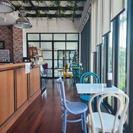 The river house by chada