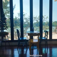 The river house by chada