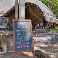 Andalay Beach Bar & Cafe