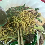 ร้านก๋วยเตี๋ยวลุงใหญ่