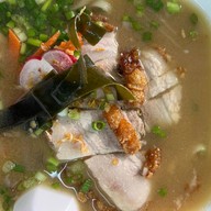 ร้านเดือนเจ็ดเป็ดย่าง บาย เชฟขาว