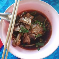 เมนูของร้าน แอ๊ด ก๋วยเตี๋ยวเป็ด กะเพราเป็ด