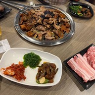 Red pig korean bbq