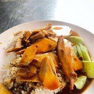 เมนูของร้าน ทรง