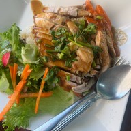 ร้านเดือนเจ็ดเป็ดย่าง บาย เชฟขาว