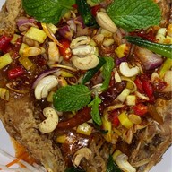 ยำแหลกปลาแดกเลิศ คลองสามวา