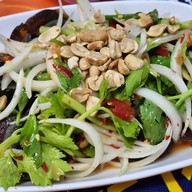 จ๊อดโปโล(อิ่มใส้ทะลัก)