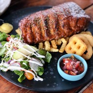 ร้านอาหารเครซี่-บี สเต็กเฮ้าส์ สวนผึ้ง