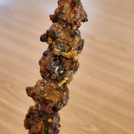 ร้านหมูปิ้งสูตรอากง ตรงข้ามวัดสุทัศน์