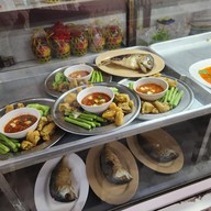 เมนูของร้าน ลักษณา