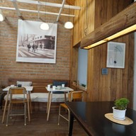 บรรยากาศ Laan-Tim's Cafe'&Gallery