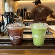 COFFEE NUMBER.9 สาขาเอวัน อารีย์