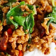 กระเพราพริกแห้ง โคตรแซ่บ!! ซ.11