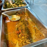 เฮียเพ้ง อาหาร & เครื่องดื่ม