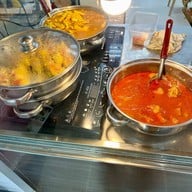 เฮียเพ้ง อาหาร & เครื่องดื่ม