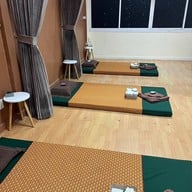 ideal wellness massage and spa ลาดหญ้า