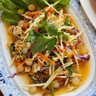 ครัว ลุงตี๋ ซีฟู๊ด ตราด