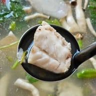 ครัว ลุงตี๋ ซีฟู๊ด ตราด