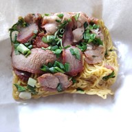 เมนูของร้าน ยอดบะหมี่เกี๊ยว(ซอยจรัญสนิทวงศ์79)