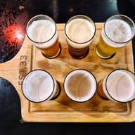 EST.33 - อาหารไทยฟิวชั่น คริสตัล ดีไซน์ เซ็นเตอร์