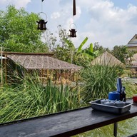 บรรยากาศ เตี๋ยวบ้านสวน ซอยวัดทับทิมแดง ปทุมธานี