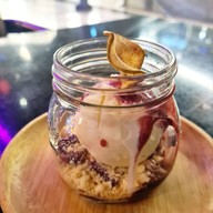 EST.33 - อาหารไทยฟิวชั่น คริสตัล ดีไซน์ เซ็นเตอร์